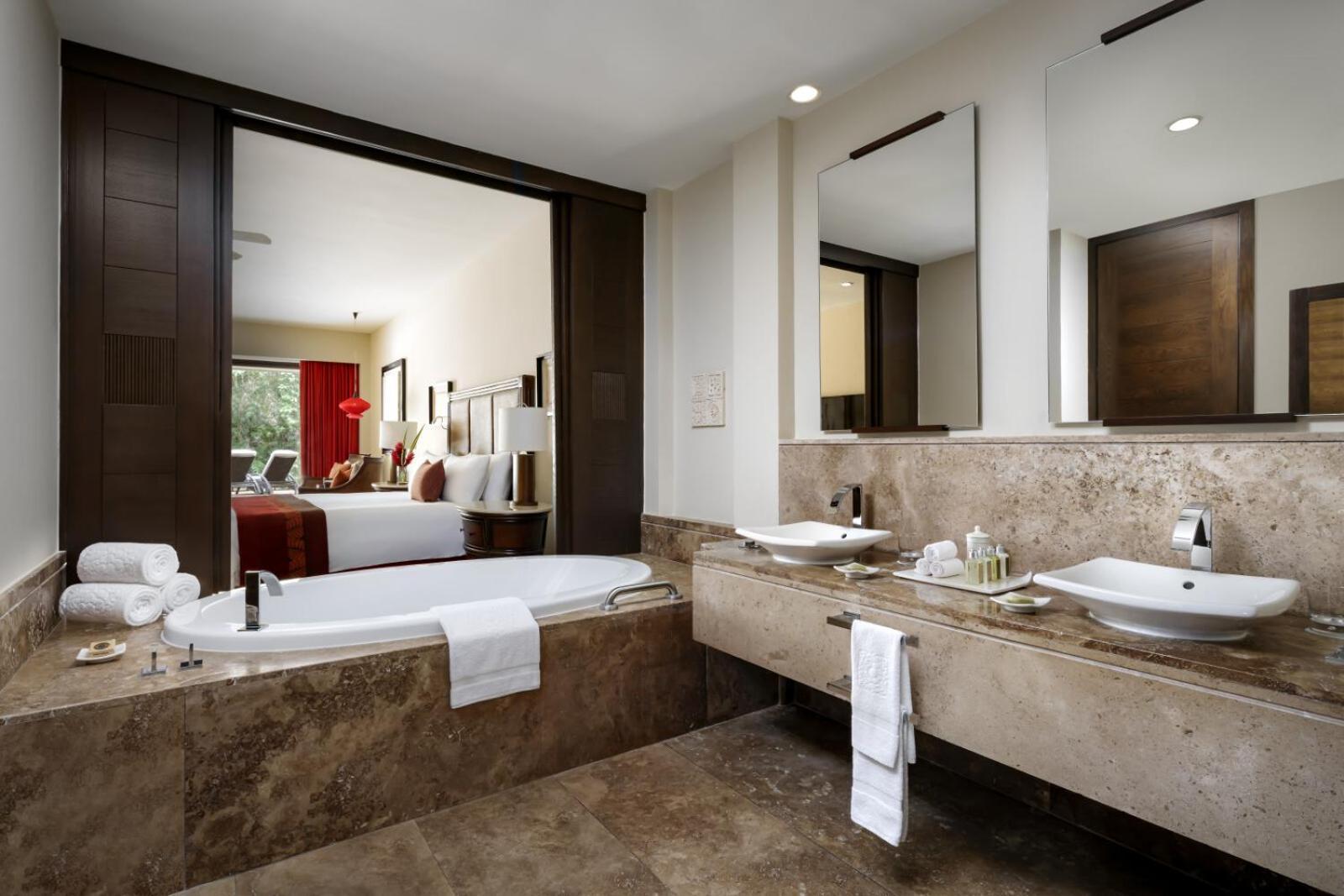 Suite con Vista Natura e Piscina Privata - Esperienza Zen